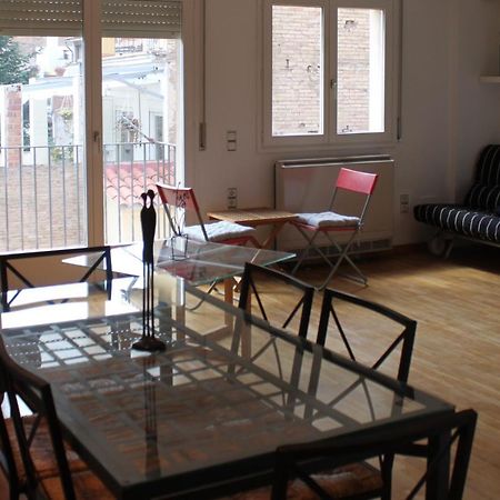 Sentir Vic Apartment Bagian luar foto