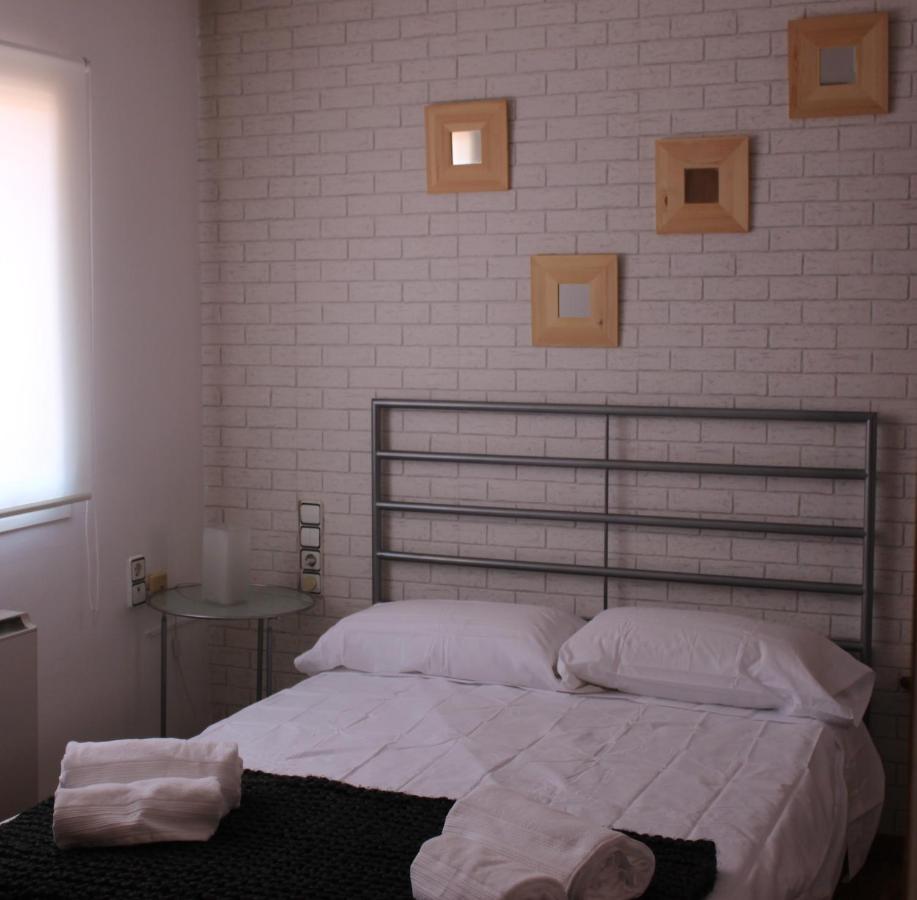 Sentir Vic Apartment Bagian luar foto