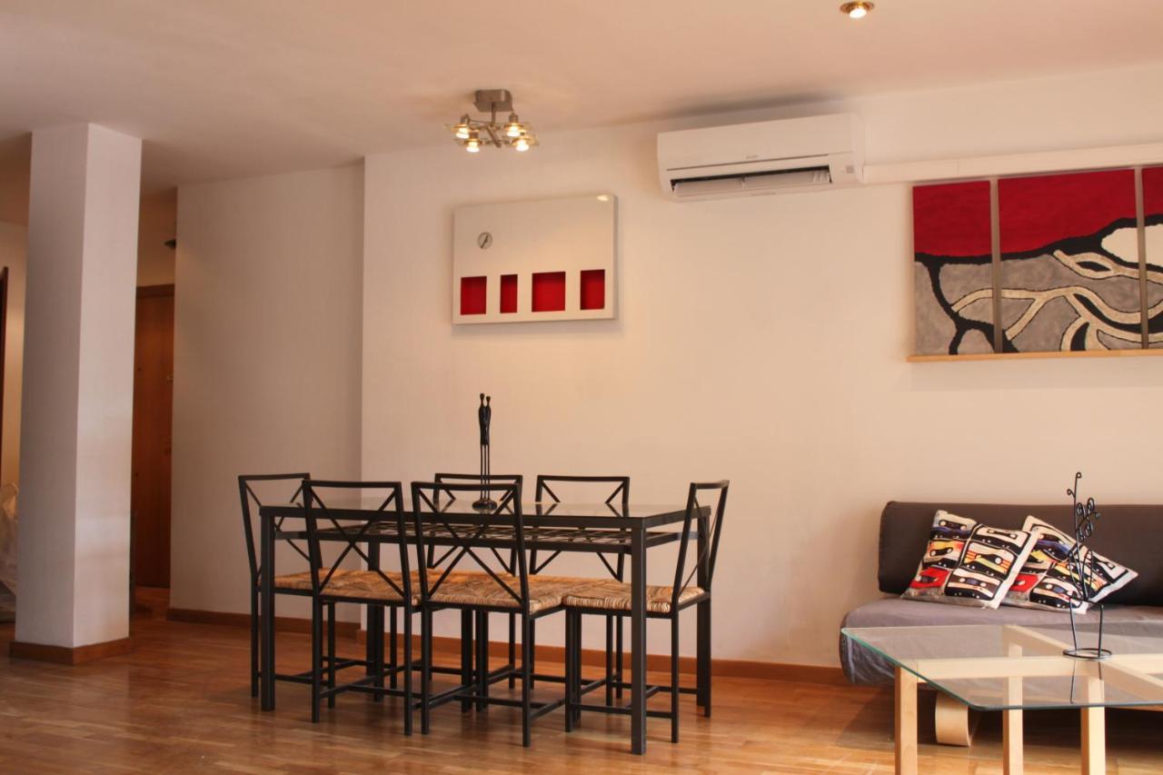 Sentir Vic Apartment Bagian luar foto