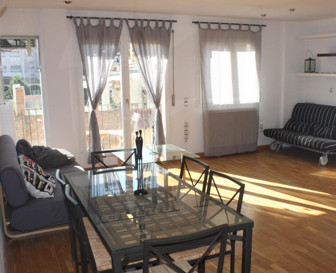 Sentir Vic Apartment Bagian luar foto